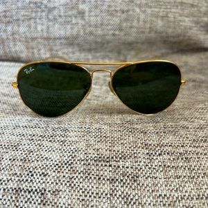Ray Ban Aviator Sunglasses Unworn